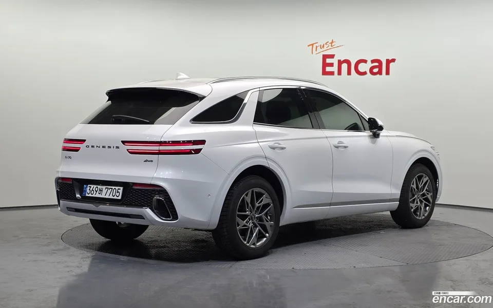 Genesis GV70 2.5T AWD 2023 — миниатюра 2
