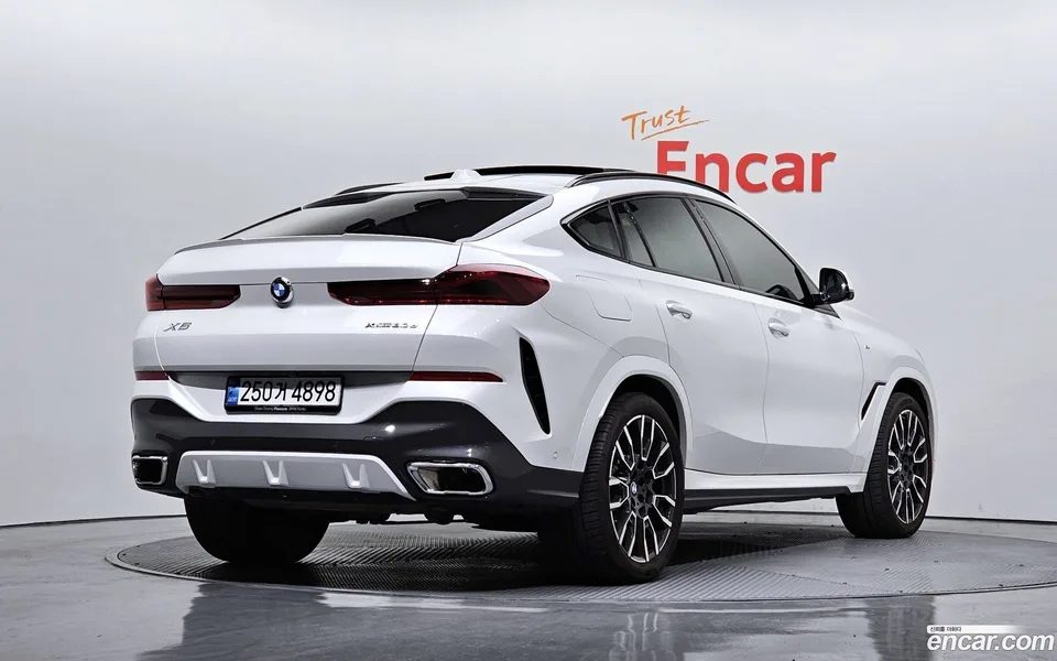 BMW X6 xDrive30d M 2025 — миниатюра 2