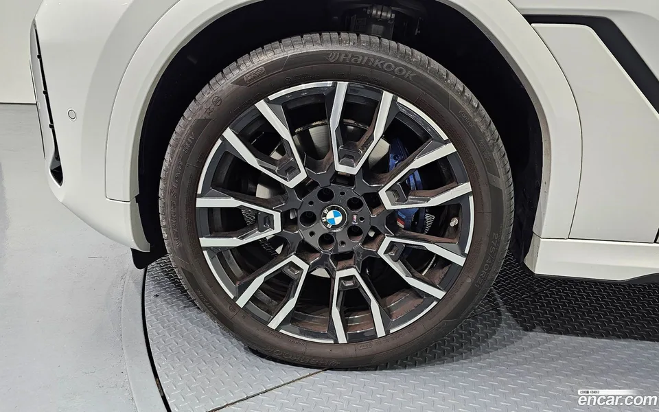 BMW X6 xDrive30d M 2025 — миниатюра 5