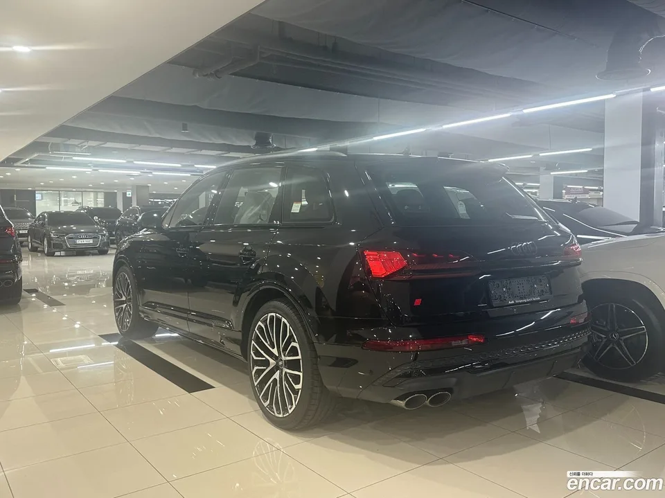 Audi SQ7 (4M) 4.0 TFSI 2026 — миниатюра 2