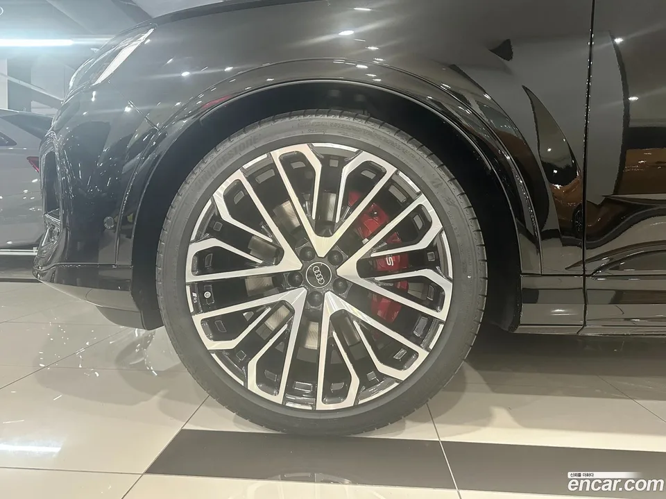 Audi SQ7 (4M) 4.0 TFSI 2026 — миниатюра 5
