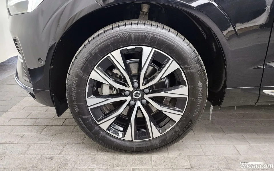 Volvo XC60 B5 2024 — миниатюра 5