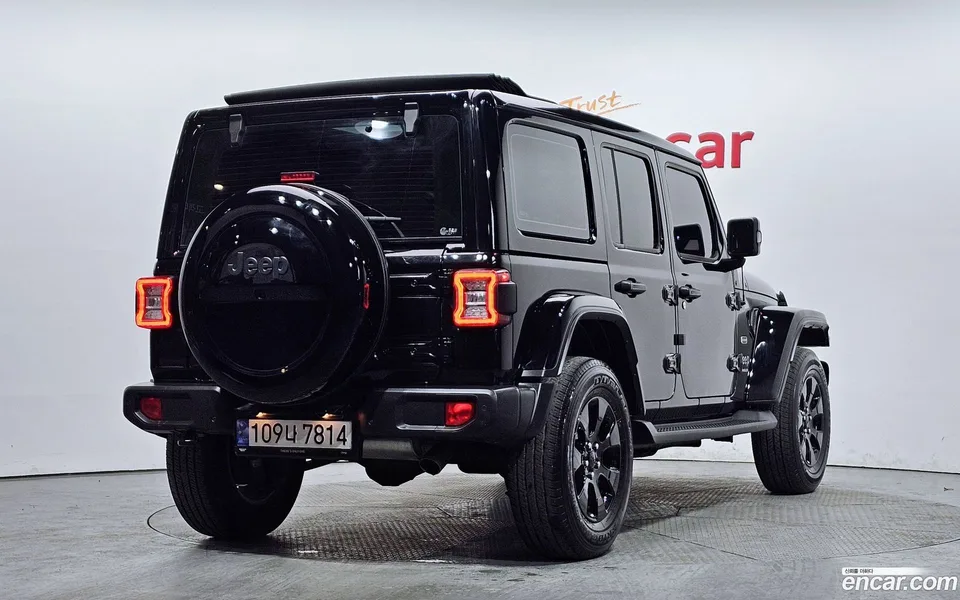 Jeep Wrangler 2.0 4 2023 — миниатюра 2