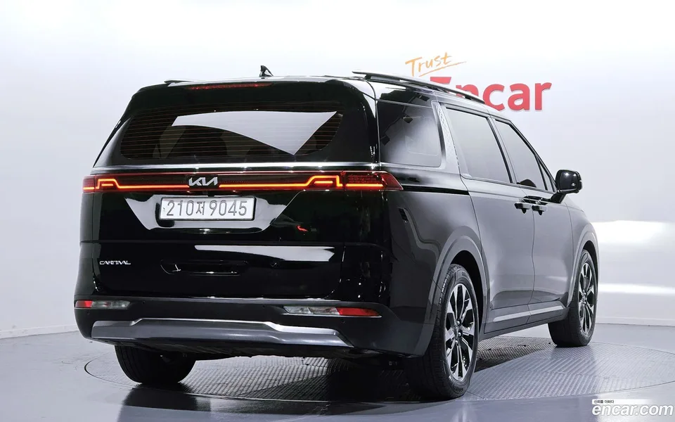 Kia Carnival 9 2023 — миниатюра 2