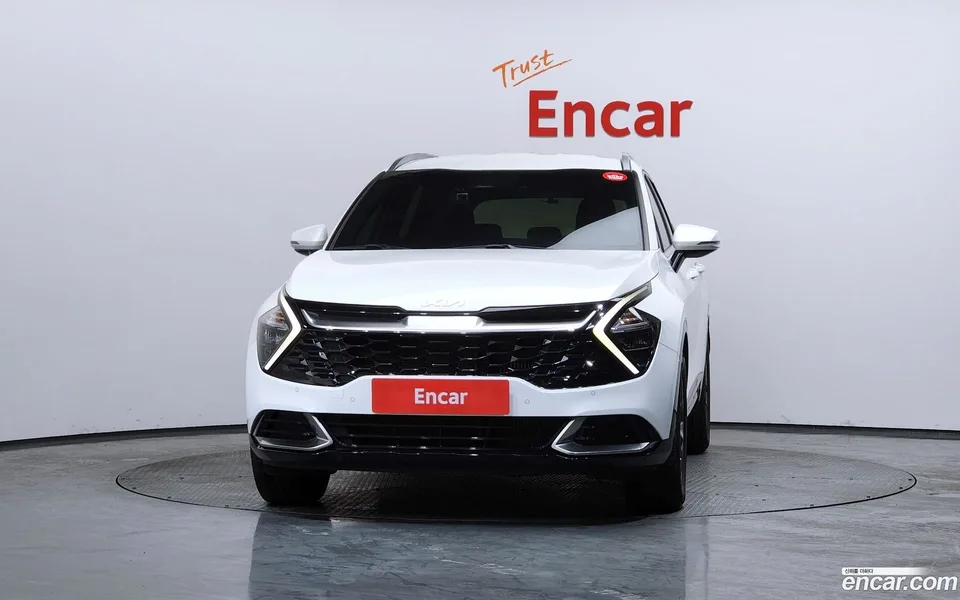 Kia Sportage 2.0 2WD 2023 — миниатюра 3