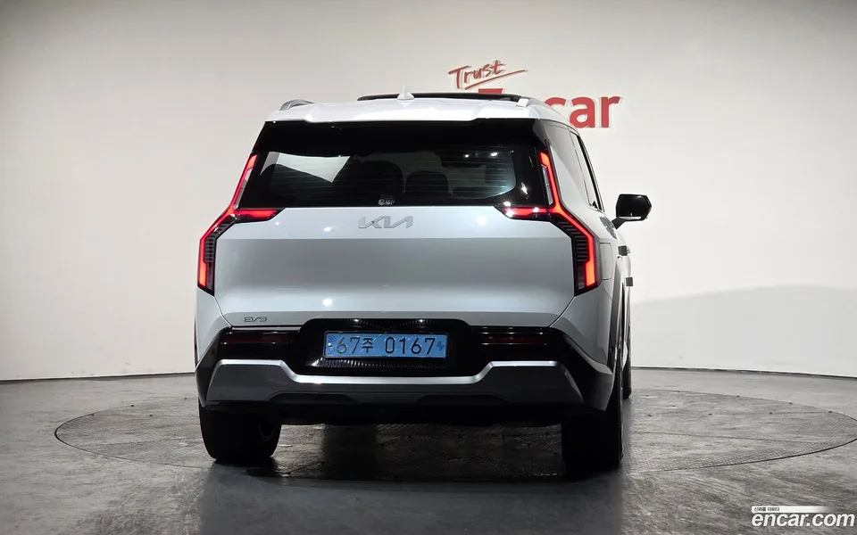 Kia EV9 4WD 2023 — миниатюра 4