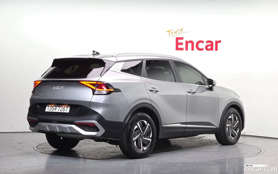 Kia Sportage Hybrid 4WD 2023 — миниатюра 2