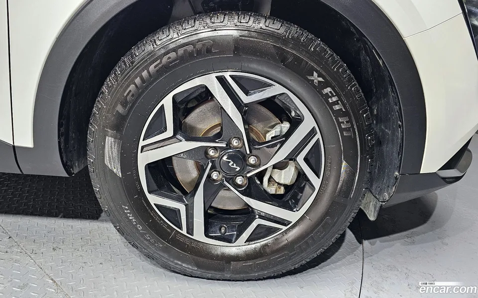 Kia Sportage 1.6 4WD 2024 — миниатюра 5