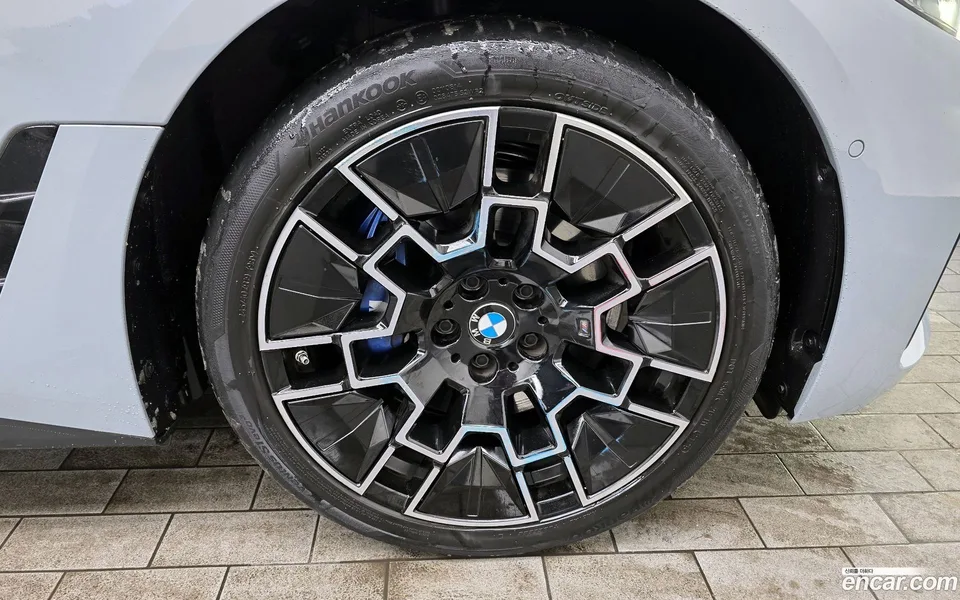 BMW i4 eDrive40 M 2025 — миниатюра 5
