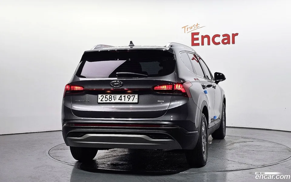 Hyundai Santa Fe HEV 1.6 4WD 2022 — миниатюра 4