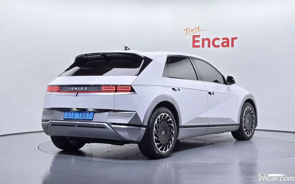 Hyundai Ioniq 5 2022 — миниатюра 2
