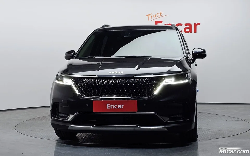 Kia Carnival 7 2023 — миниатюра 3