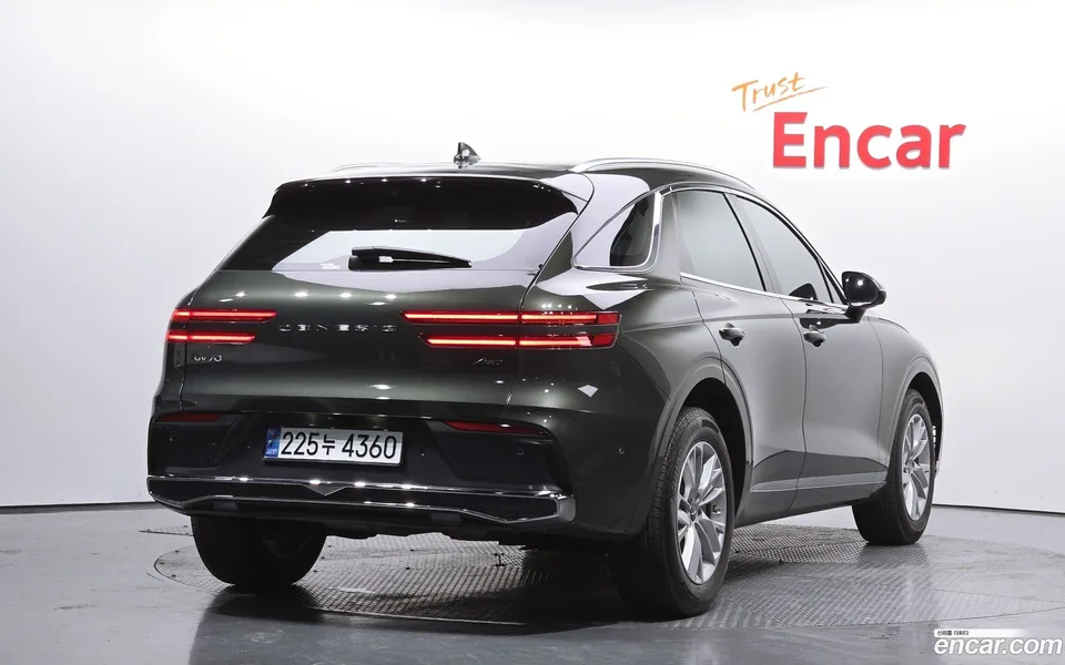 Genesis GV70 2.5T AWD 2024 — миниатюра 2