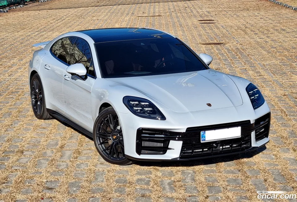 Porsche Panamera (976) 4.0 GTS 2025 — миниатюра 2