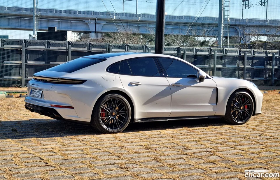 Porsche Panamera (976) 4.0 GTS 2025 — миниатюра 5