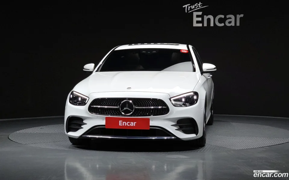Mercedes-Benz E-Class E250 AMG Line 2023 — миниатюра 3