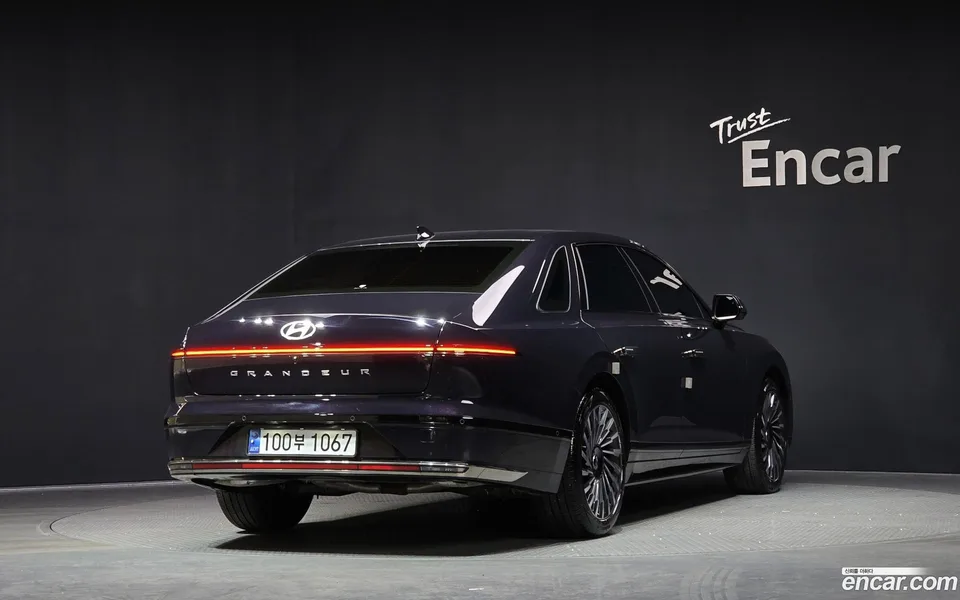 Hyundai Grandeur 2.5 2WD 2024 — миниатюра 2