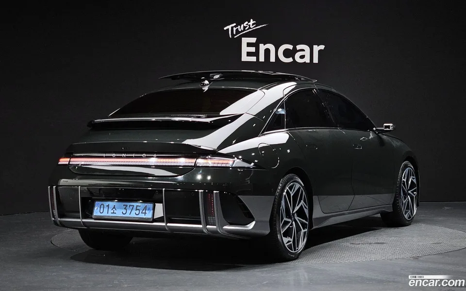 Hyundai Ioniq 6 2022 — миниатюра 2