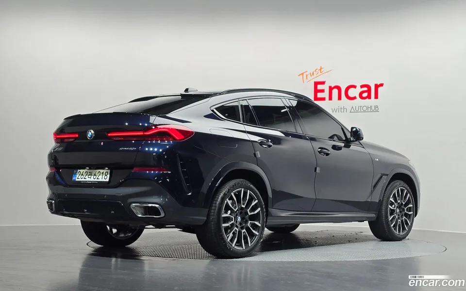 BMW X6 xDrive40i M 2025 — миниатюра 2