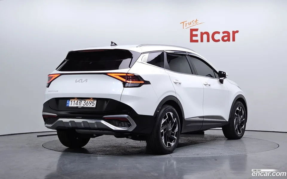 Kia Sportage 1.6 2WD 2022 — миниатюра 2