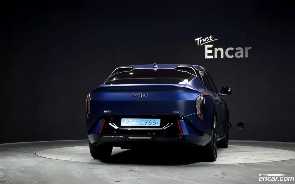 Kia EV4 2WD 2025 — миниатюра 4