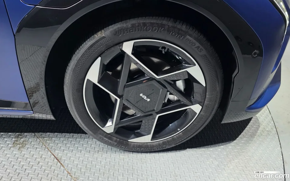 Kia EV4 2WD 2025 — миниатюра 5