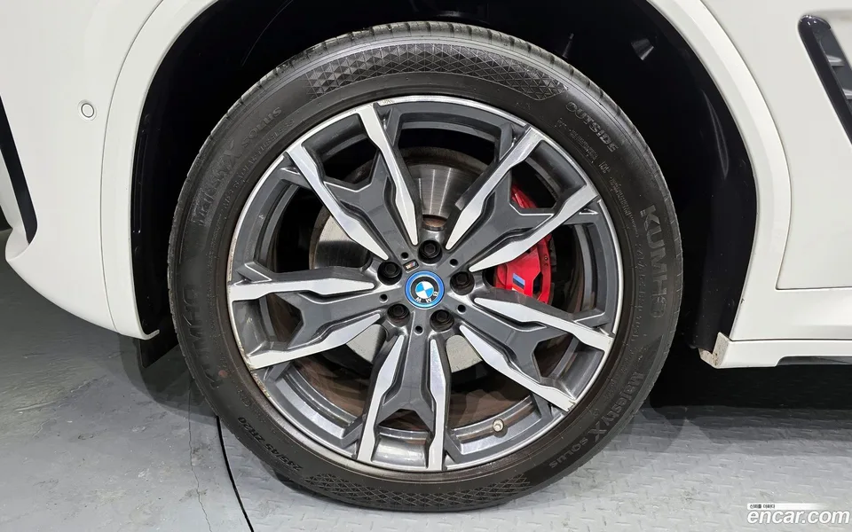 BMW X3 xDrive 30e M 2023 — миниатюра 5