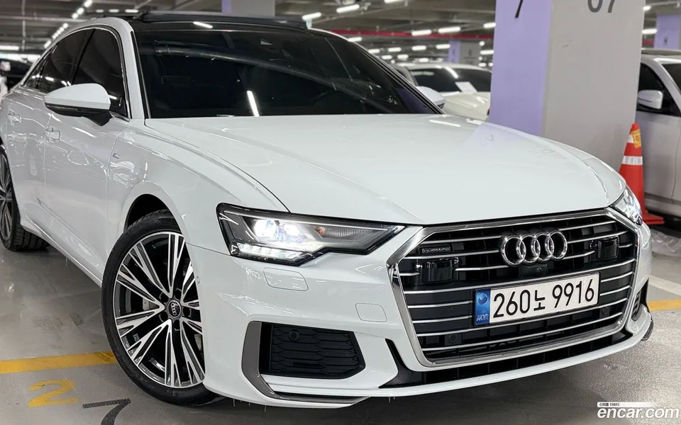 Audi A6 45 TFSI 2022 — фото 1, купить с доставкой в Москву