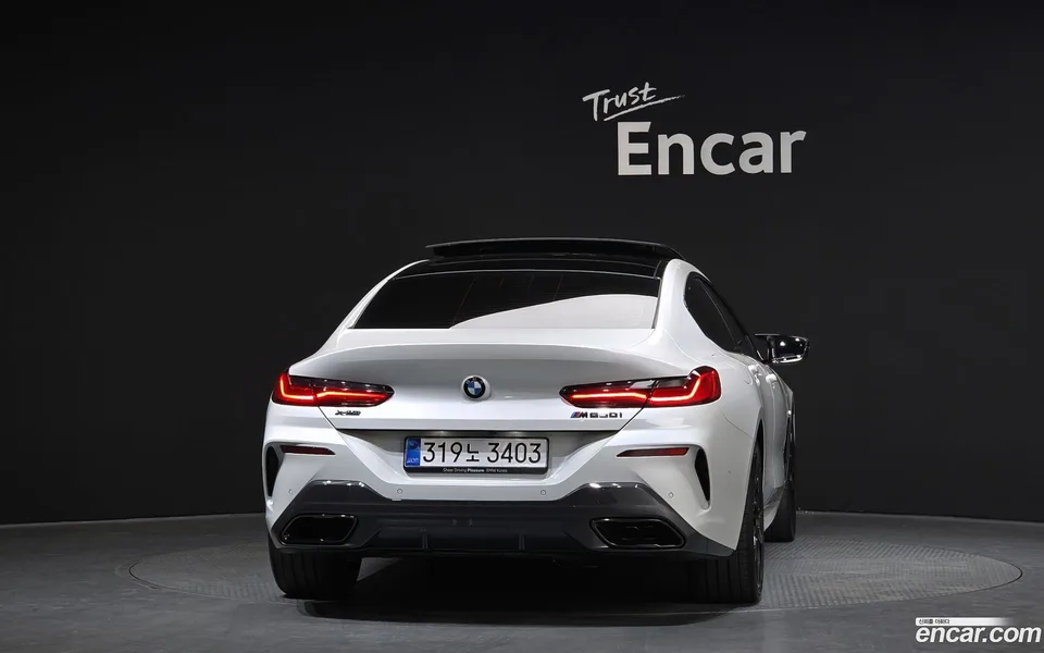 BMW 8 Series M850i xDrive 2025 — миниатюра 4