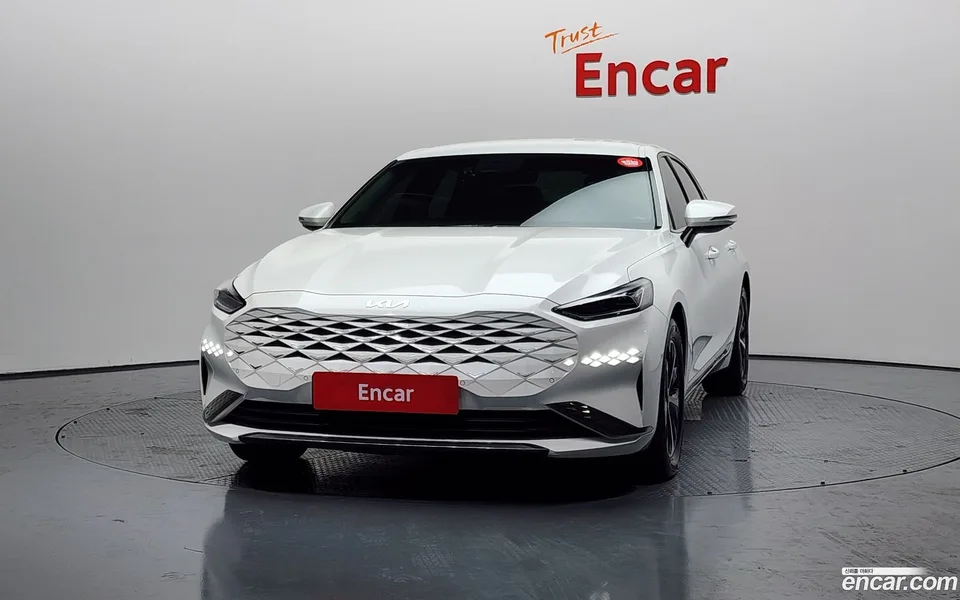 Kia K8 Hybrid 2022 — миниатюра 3