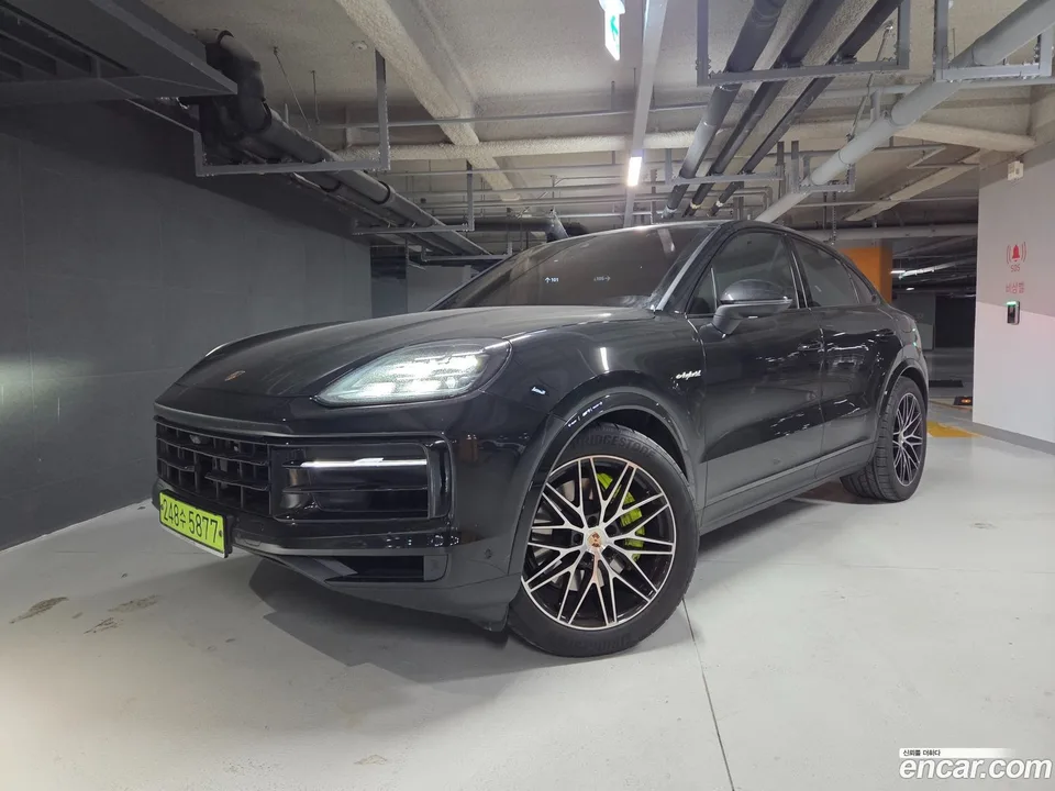 Porsche Cayenne 3.0 E- 2025 — миниатюра 2