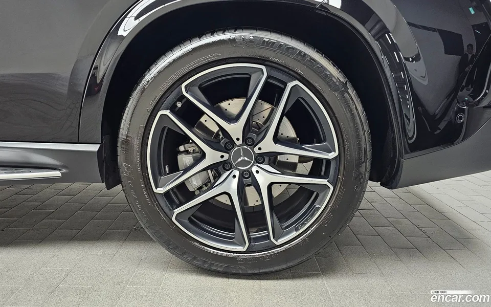 Mercedes-Benz GLE-Class AMG GLE53 4MATIC+ 2022 — миниатюра 5