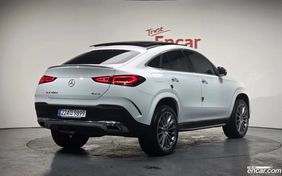 Mercedes-Benz GLE-Class GLE400d 4MATIC 2023 — миниатюра 2