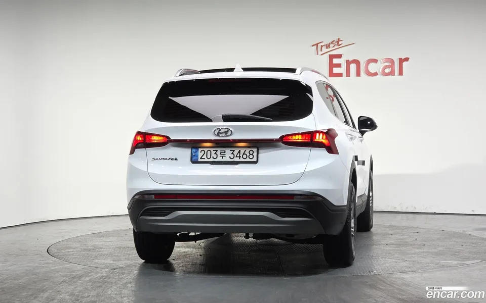 Hyundai SantaFe 2.2 2WD 2022 — миниатюра 4