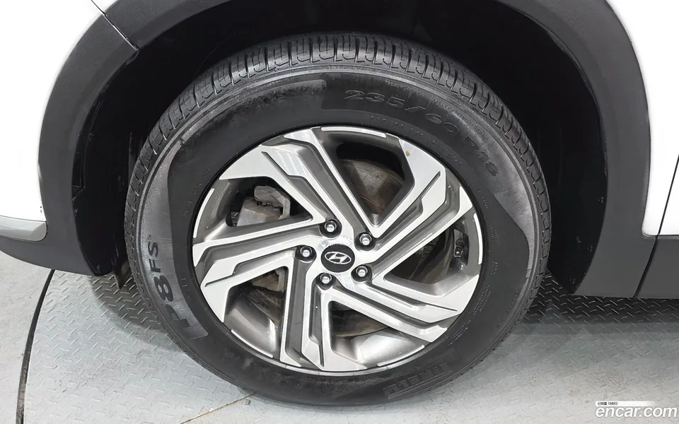 Hyundai SantaFe 2.2 2WD 2022 — миниатюра 5