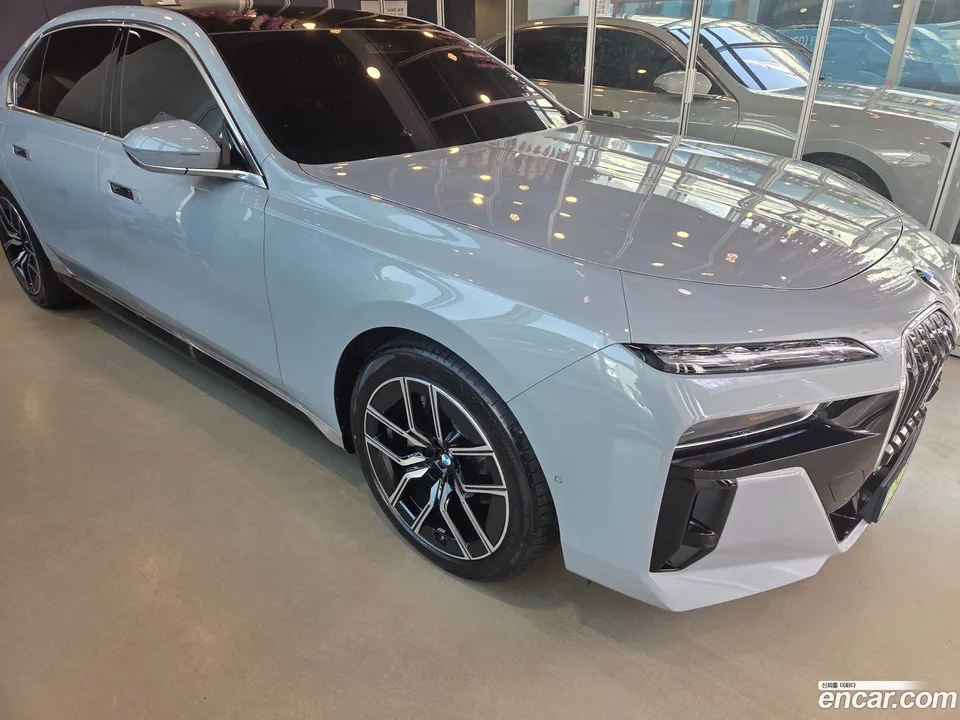 BMW 7 Series 740d xDrive M 2026 — миниатюра 2