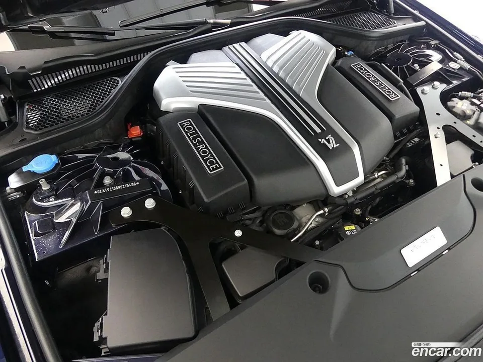 Rolls-Royce Ghost 6.7 EWB V12 2022 — миниатюра 5