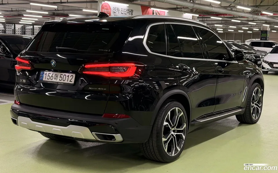 BMW X5 xDrive 45e xLine 2022 — миниатюра 4