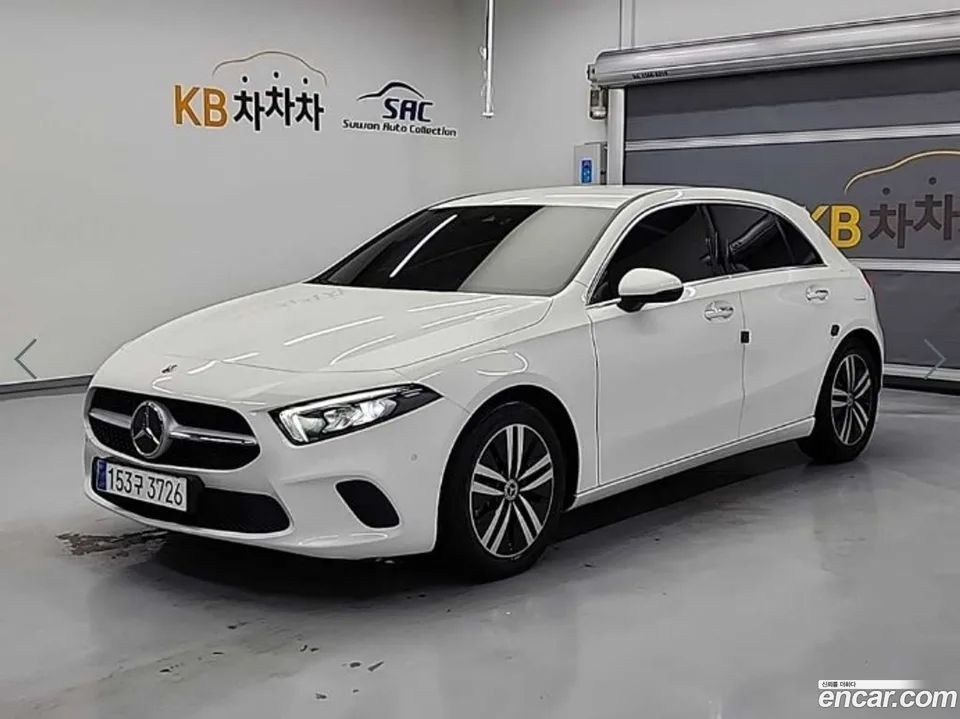 Mercedes-Benz A-Class A220 2022 — миниатюра 2