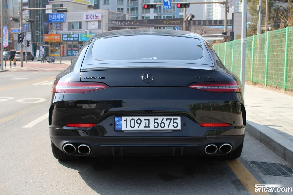 Mercedes-Benz AMG GT 4 43 4MATIC+ 2023 — миниатюра 5
