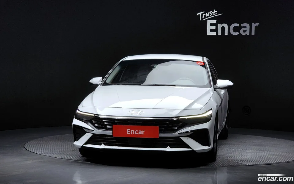 Hyundai Avante CN7 1.6 2025 — миниатюра 3