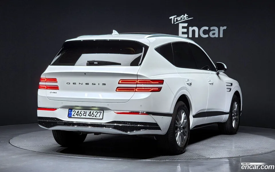 Genesis GV80 2.5T 2WD 2024 — миниатюра 2