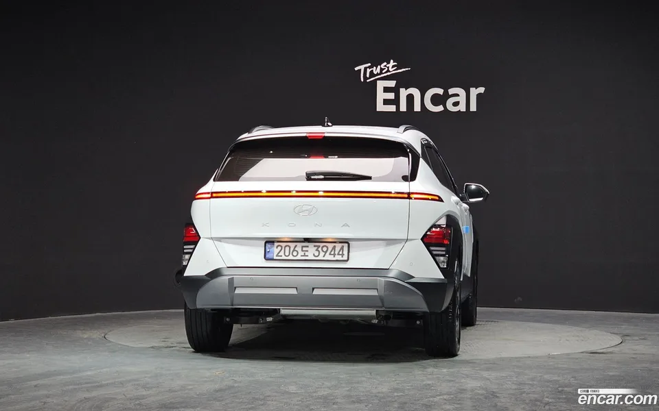 Hyundai Kona Hybrid 2024 — миниатюра 4