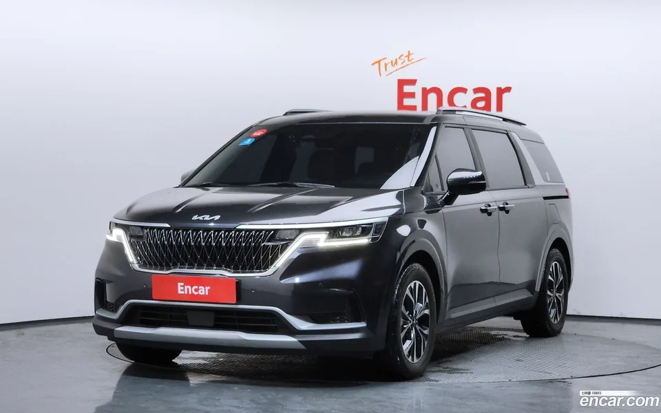 Kia Carnival 9 2022 — фото 1, купить с доставкой в Москву