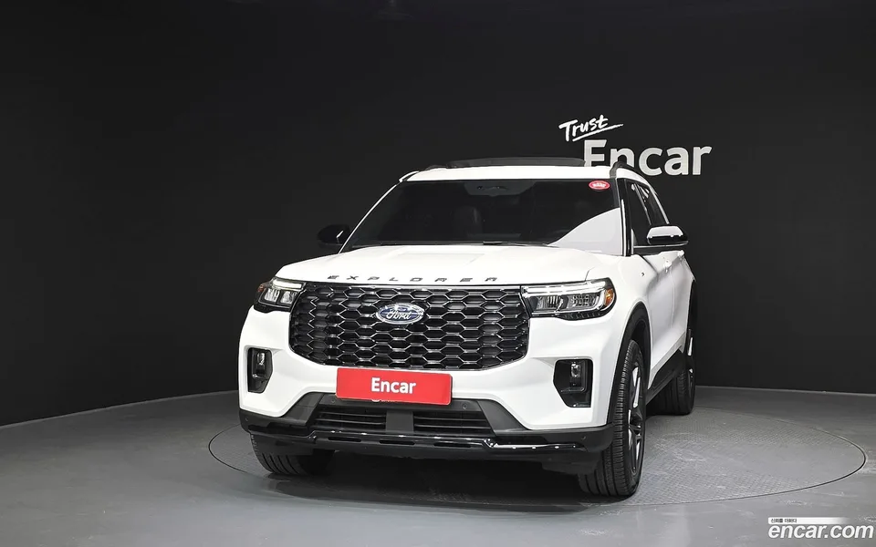 Ford Explorer 2.3 ST- 4WD 2024 — миниатюра 3