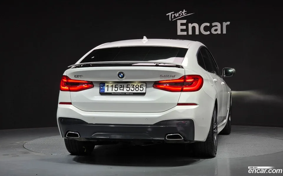 BMW 6 Series GT 620d M 2023 — миниатюра 4