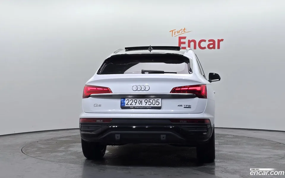 Audi Q5 45 TFSI 2022 — миниатюра 4