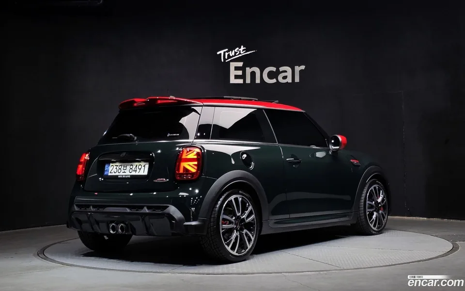 MINI Cooper S JCW 2022 — миниатюра 2