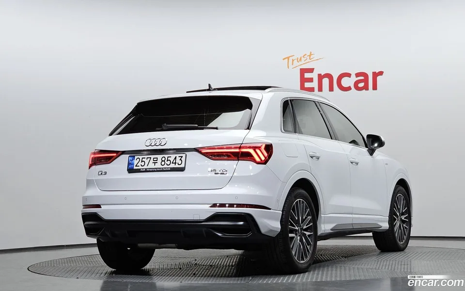 Audi Q3 35 TDI 2022 — миниатюра 2