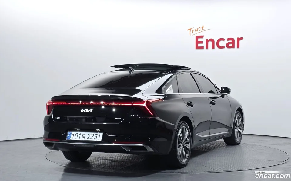 Kia K8 Hybrid 2023 — миниатюра 2